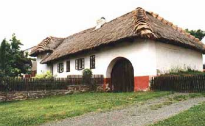 Muzeum tradičního bydlení a perleťářství v Senetářově